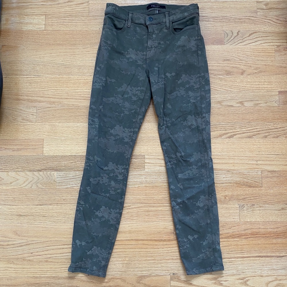 J Brand 28 Skinny Camo Jeans